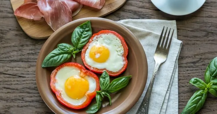 Pepper Eggs in a Hole (Bell Pepper Egg Rings)