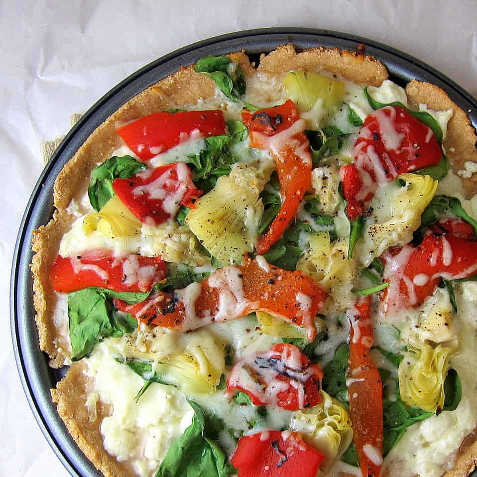 roasted red pepper spinach and artichoke flatbread