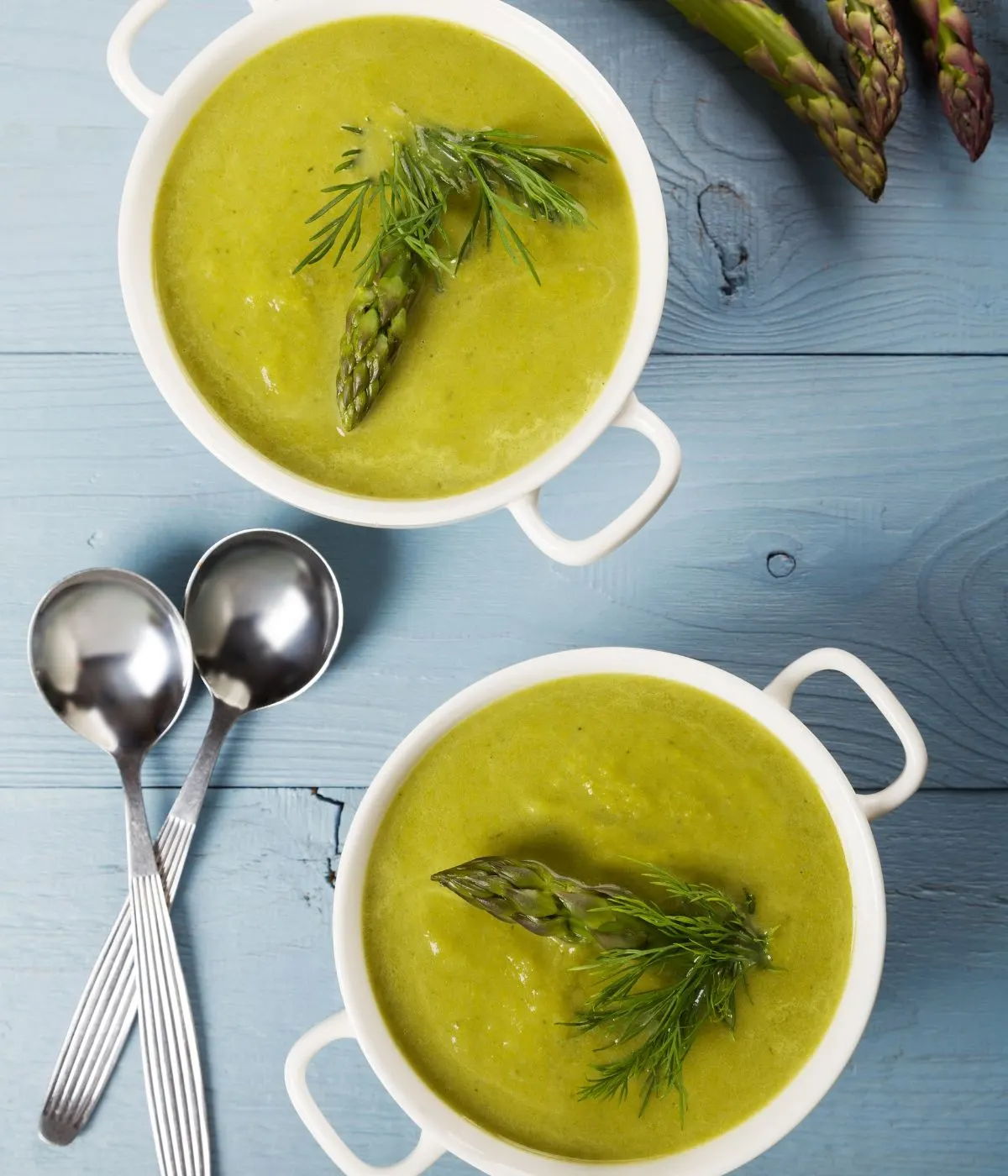 leek and asparagus soup in bowls