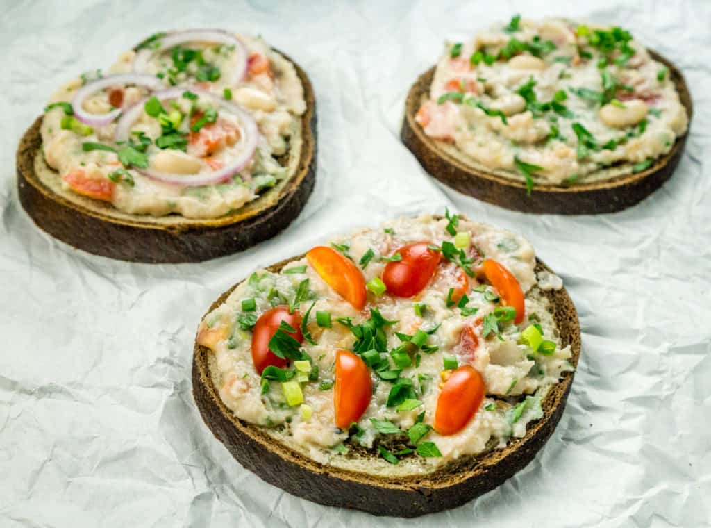 Zesty White Bean Spread and Dip Babaganosh