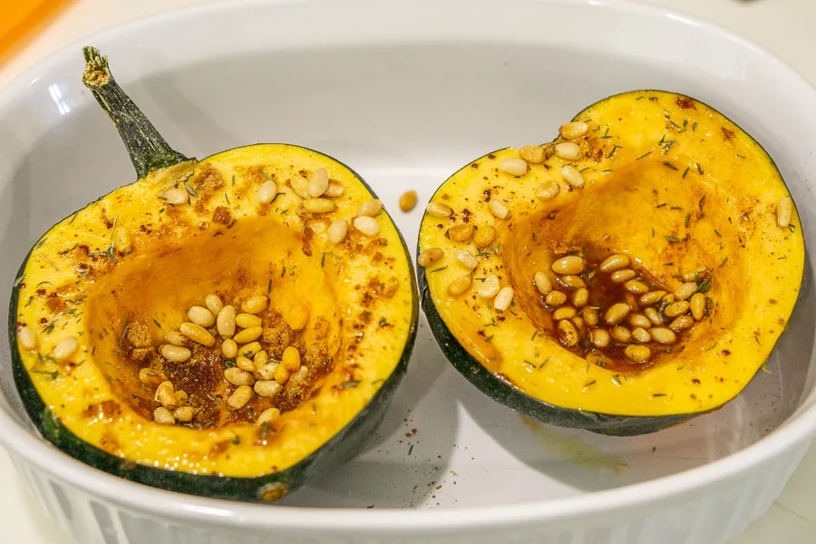 acorn squash with honey, pine nuts, and cinnamon