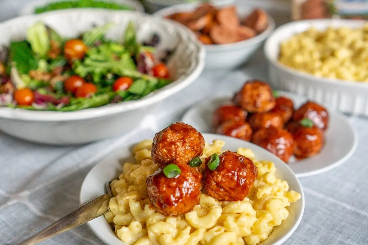 Mac and Cheese Bar Babaganosh