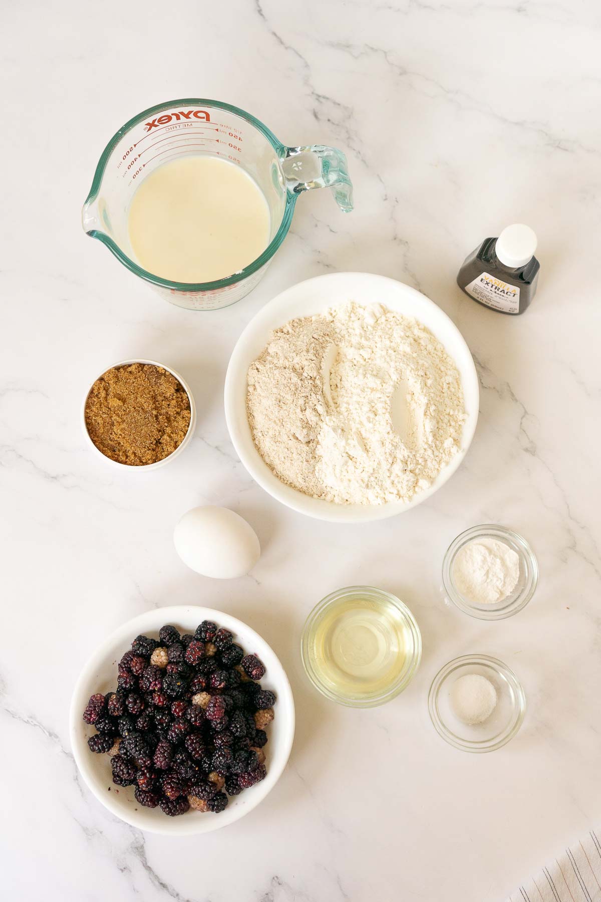 Ingredients to make mulberry muffins