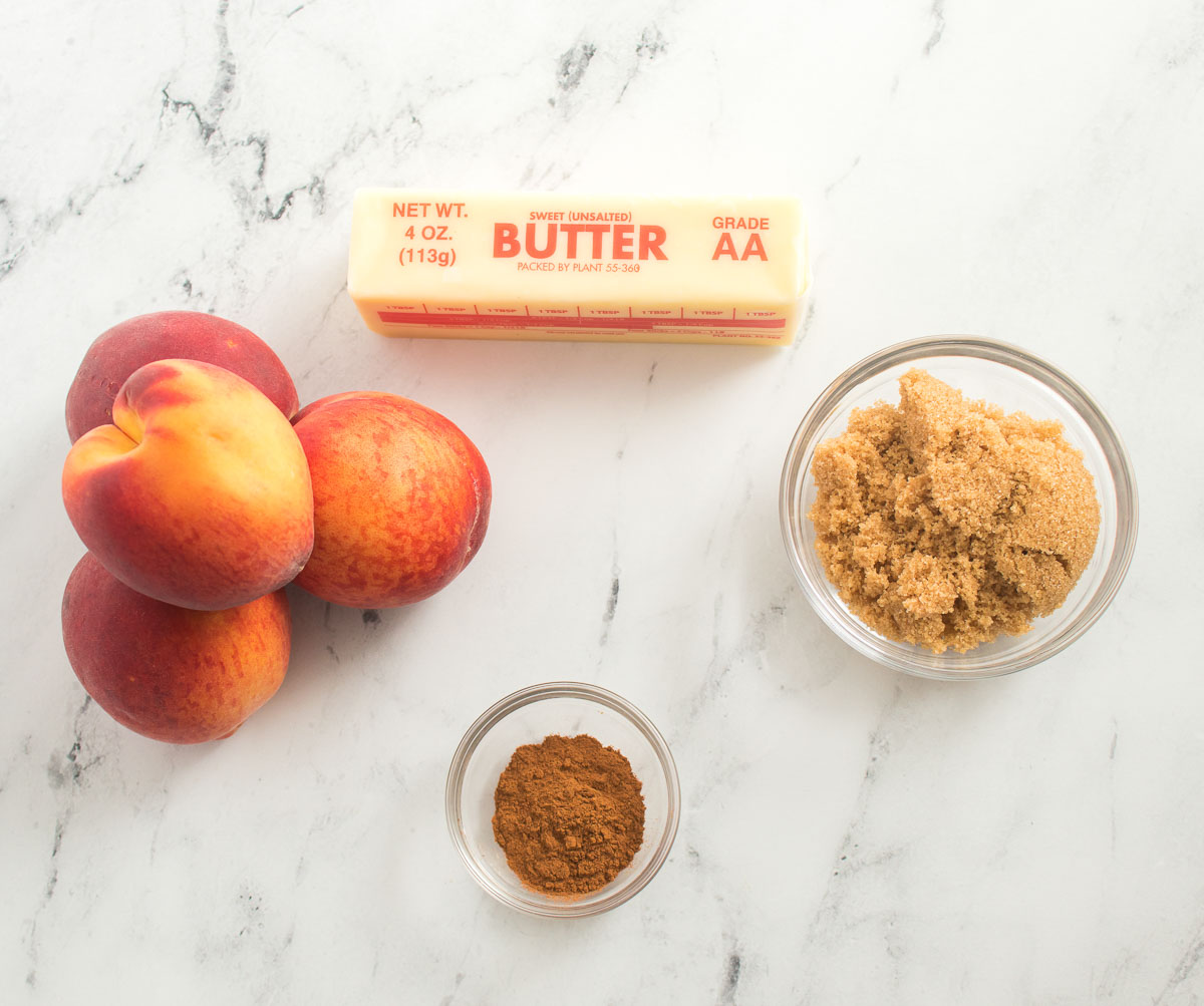 Ingredients to make air fryer peaches