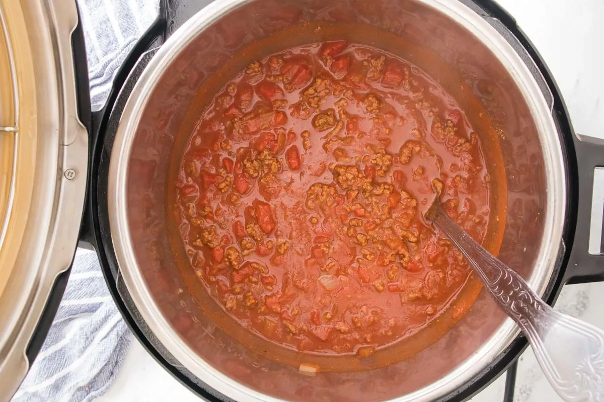 Instant Pot No Bean Chili Babaganosh